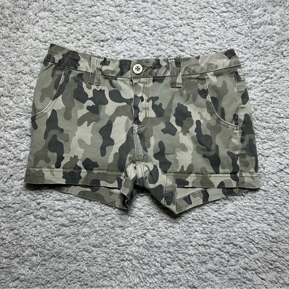 Bebop Shorts Womens 5 Micro Y2K Camouflage Low Rise Streetwear Camo Party Night - Picture 1 of 4